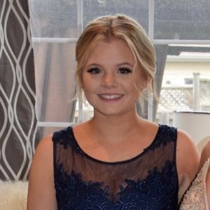 Meet your Posher, Liz